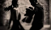 属虎男人爱你的表现有哪些 会为你谋划未来