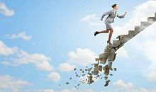 栾叔塔罗测试你的自信能否冲破职场天花板？