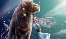 狮子座女生人缘很好，身边会有很多好朋友