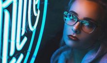 你的心情都写在脸上，藏都藏不住吗？