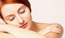 惊悚！半夜有人在耳边喘息