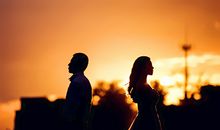 会选择“装糊涂”来维系感情的星座