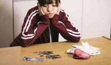 整日郁郁寡欢，对任何事情都有抵触的生肖