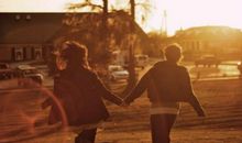 什么会让12星的爱情陷入险境？