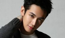 AB血型容易出极品凤凰男吗