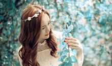 表面一套，背后一套的渣男