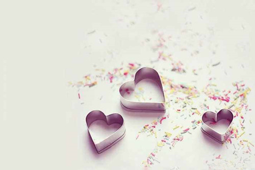 恋爱时，我总是喜欢给自己增添戏剧性