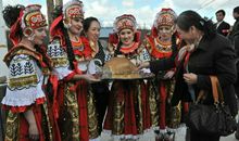 俄罗斯族的民风民俗