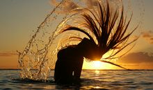 A血型女遇现任前女友啥反应