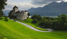 三大生肖，35岁后就是福星