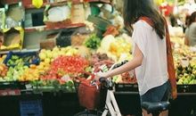 脾气倔，但顾家的生肖女