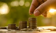 解读手相中的抓财手 了解手相的特殊含义