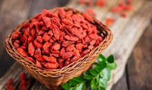 厨房门正对卧室门如何化解