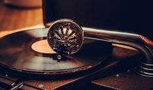 婚前花钱凶婚后节俭生肖