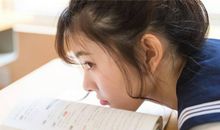 莫小奇2018年6月巨蟹座桃花运势