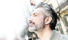 不是有财就是有福的耳相