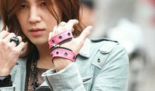 小乖麻根登卓玛2013年4月摩羯座运势