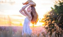 命解红颜如何不薄命？