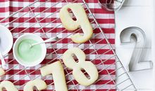 小乖麻根登卓玛2012年10月水瓶座运势