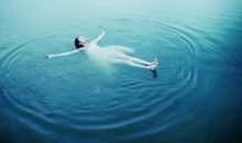 Julia Chen2014年8月金牛座运势