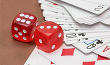 属蛇打牌坐哪个方位好