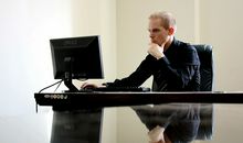 属虎的人适合做什么生意