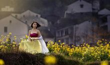 命中藏金的三个生肖女，财运不断