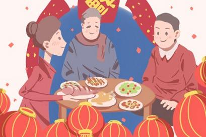 在春节吃什么传统食物？
