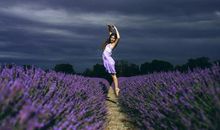 孝顺父母，越孝顺越有钱的3大生肖，对父母感情超越伴侣