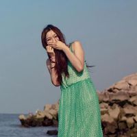 这是一样的，而这三个主要的Gratia女性是热的，特别是第一个，最困难