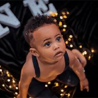 2022年11月28日出生的男孩的名字是什么？它是什么样的名字？