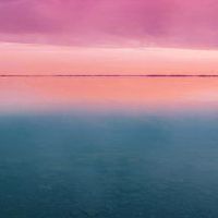 5月3日星期四出生的女婴的名字是什么？