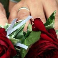 背新娘的人有什么忌讳 兄弟被姐妹出嫁未来生活美满