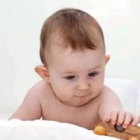 何姓男孩取名科学起名