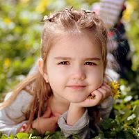 2022年儿童日的生育女孩五行缺乏金名称