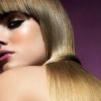 鼻尖的女人的脸不好。