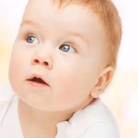 李姓男宝宝怎么起名字 阳光简约的李姓男孩子名字推荐