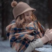 100分李姓女孩名字大全 如何给女宝宝取一个好名字