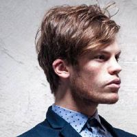 人类八个字符的命运是如何出生在皮皮中的？