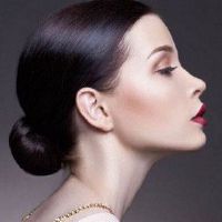 女性的四个或两个骨头易于离婚？