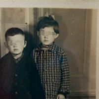 在他父亲面前做梦