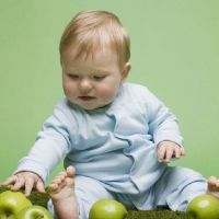 在Jov时出生的八个字符是什么，2019年？