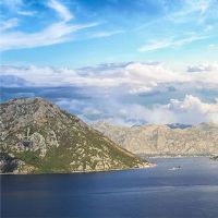 2022年4月8日的黄大吉日本。