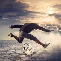 及时出生的男孩被命名，盖利一词是什么？