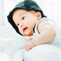 2022年8月出生的虎宝宝取名 如何给八月份出生的孩子起名字