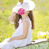 女孩名字高贵有才华带沁字的