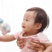 2022年八月出生宝宝取名字 虎年有涵养的孩子起名宜用字