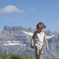 女孩带三点水文雅的名字