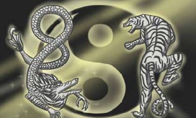 捡到铜钱可能意味着什么？或许预示着事业将有显著提升！