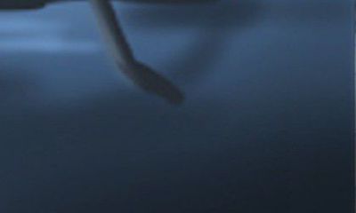 是否有任何涉及厕所门朝向床对居住者命运的影响？